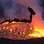 A missão coletou amostras da lava do vulcão para entender as atividades geológicas do planeta. Foto: Carsten Peter/ National Geographic Stock / Caters 