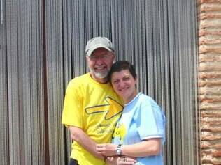 O casal Acácio e Orietta se conheceu no caminho e hoje mantém uma hospedaria