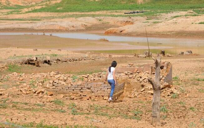 Represa do Jaguari, na cidade de Vargem, em setembro; veja mais imagens da situação dos reservatórios do Sistema Cantareira. Foto: Luiz Augusto Daidone/Prefeitura de Vargem