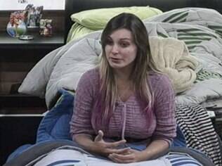 Emocionada, Andressa desabafa com Scheila Carvalho