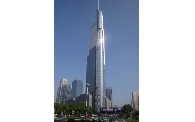 Zifeng Tower (China), 450 metros Zifeng Tower (China), 450 metros