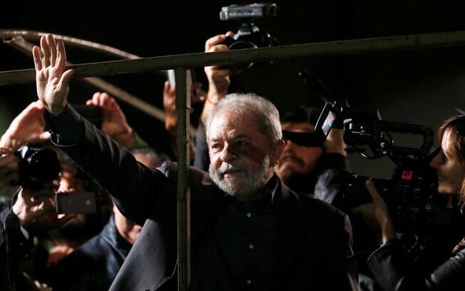 Três meses depois de condução coercitiva, Lula volta a viver sob ameaça da prisão pela Lava Jato