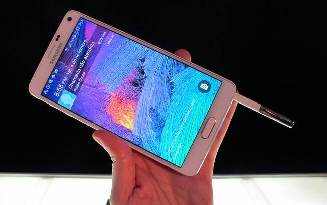Galaxy Note 4 é o mais poderoso da Samsung. Preço de R$ 2.800