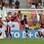 Os zagueiros Alex Silva, do Flamengo, e Edu Dracena, do Santos, brigam pela bola no alto. Foto: Futura Press