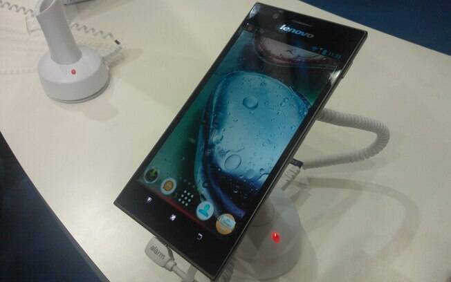 K900 é primeiro celular com chip Clover Trail+, da Intel