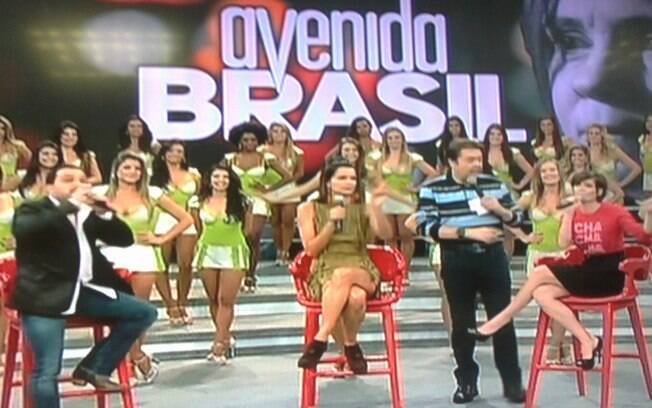Luciano Camargo, Fernanda Motta e Deborah Secco conversam sobre final de