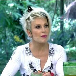 Ana Maria Braga é surpreendida ao vivo por borboleta