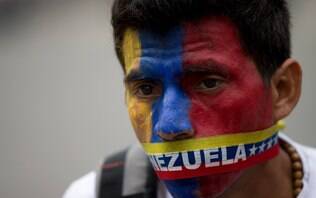 Governo da Venezuela diz ter libertado centenas de jovens ativistas