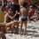 Nívea Stelmann aproveita inverno quente na praia com o filho. Foto: Photo Rio News