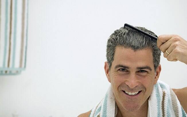 Cabelo grisalho requer alguns cuidados, diz especialista