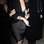 Katie Winslet tenta manter a compostura depois de sair de uma festa amparada pelos amigos em 2011. Foto: Grosby Group/ SplashNews
