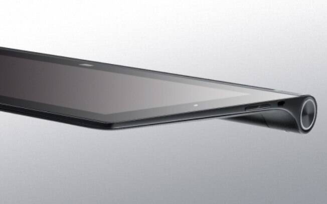 Lenovo traz para o Brasil o tablet Yoga 2 Pro em um formato inédito no mercado: com um projetor integrado