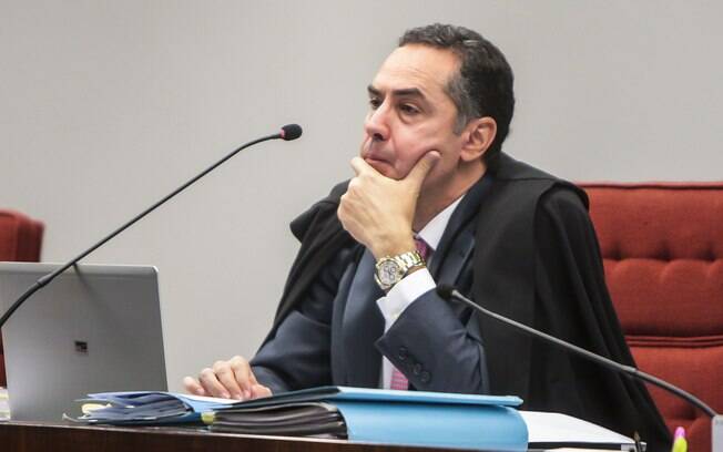 Luís Roberto Barroso, relator do processo em que Cunha faz exigências sobre impeachment