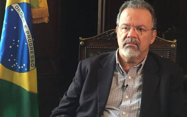 Ministro Raul Jungmann sugere novo órgão unificado para lidar com ameaça do terrorismo contra o Brasil