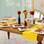 Casamento inspirado nas cores da Escola Bauhaus com decoração assinada pela Antique et Romantique. Foto: Isis Lacombe