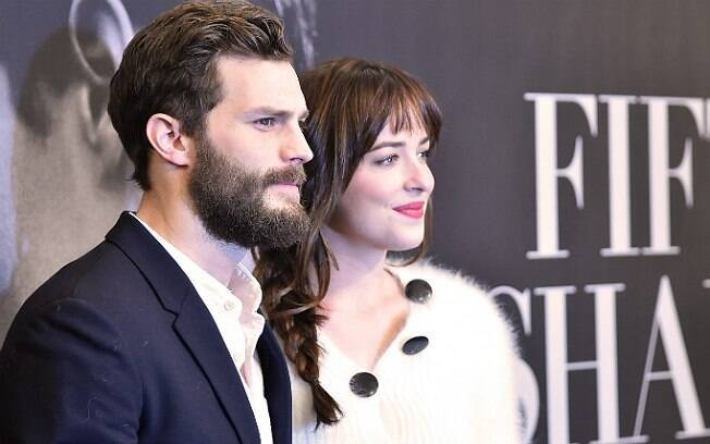 Jamie Dorman e Dakota Johnson, protagonistas da versão de