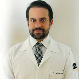 Ademir Leite Júnior, médico e tricologista