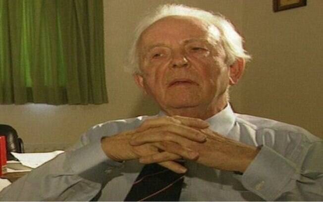 O impacto de Frank Pantridge na medicina ainda é sentido hoje em dia em todo o mundo O impacto de Frank Pantridge na medicina ainda é sentido hoje em dia em todo o mundo