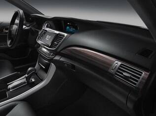 Interior do Honda Accord 2016