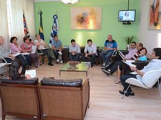Vereadores receberam médicos em greve nesta terça em Araçatuba; impasse continua