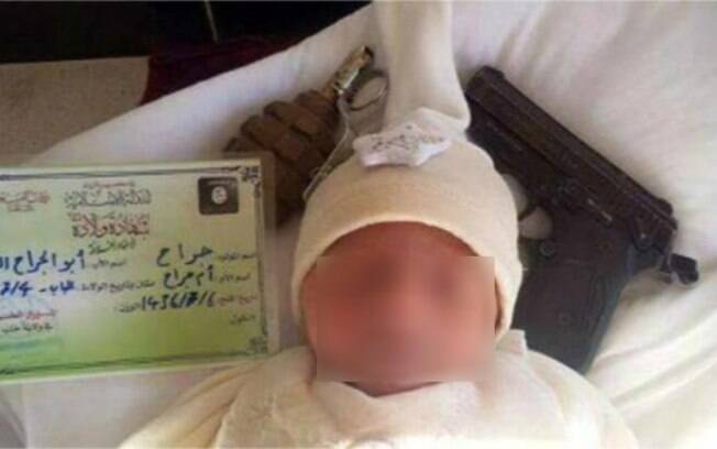 Estado Islâmico assina certidão de nascimento de bebê