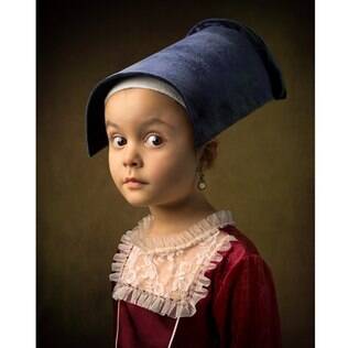Fotógrafo faz retratos da filha inspirado por pintores clássicos