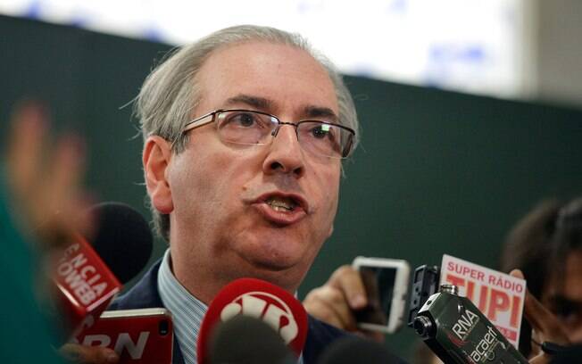 Para Flávio Dino, Cunha tentou após o rompimento do PT no Conselho de Ética, fazer composição com  partidos de oposição