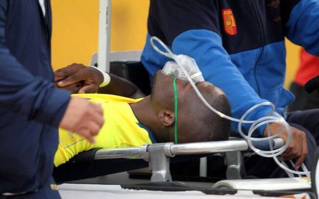 Enner Valencia deixou o estádio na ambulância