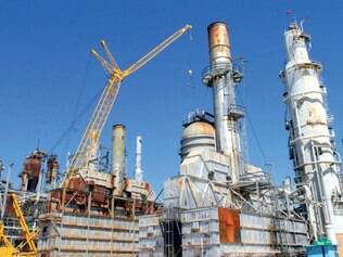 Liminar suspende contratos entre Petrobras e fornecedora do pré-sal