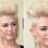 Irmã mais nova de Pink? Miley Cyrus também platinada, com as laterais raspadas e penteado moicano. Sobrancelhas marcadas e postiços completam o look. Foto: Getty Images