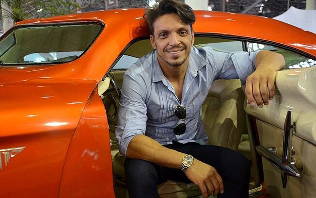 O que era um hobby virou negócio para Tarso Marques, ex-piloto de F1