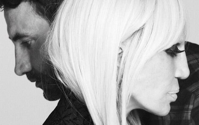 Donatella Versace postou em seu Instagram uma foto com Riccardo Tisci, estilista da grife Givenchy