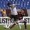 Douglas rouba a bola de Botinelli no lance que originou primeiro gol do Corinthians. Foto: Gazeta Press