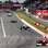 Alonso se mantém na ponta na primeira metade da corrida, sempre com Maldonado por perto. Foto: Getty Images