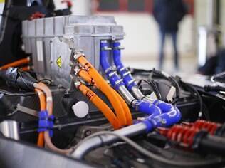 Bateria dos carros elétricos é de 200 kw
