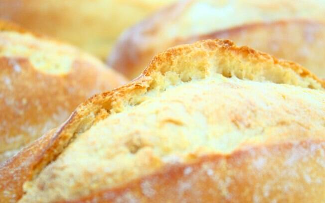 Pão francês geralmente é rico em sódio