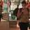 Cleo Pires optou por um look básico, com legging, top e camiseta soltinha, em cores sóbrias. Foto: Ag News