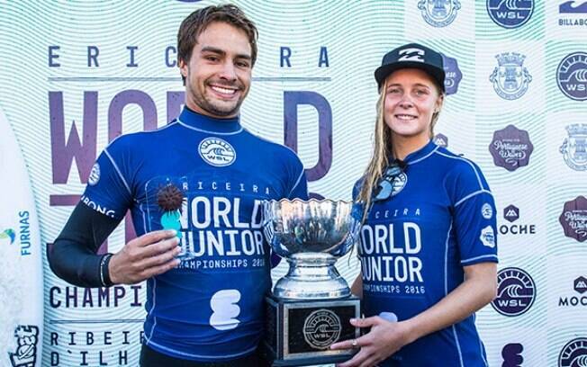 Lucas Silveira é o novo campeão mundial da categoria júnior de surfe. Isabella Nichols venceu no feminino