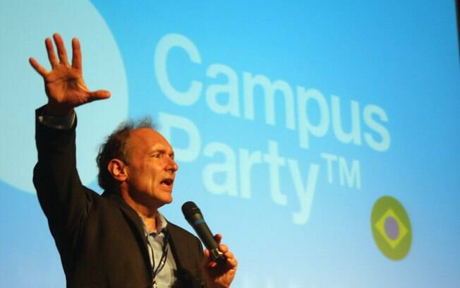 Tim Berners-Lee, um dos criadores da web, marcou presença na Campus Party 2011