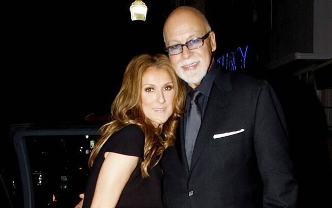 26 ANOS: Celine Dion (45 anos) e René Angélil (71 anos). Foto: SplashNews