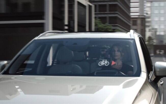 City Safety é uma tecnologia da Volvo que detecta, alerta e freia automaticamente para evitar a colisão com ciclistas