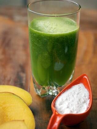 Suco detox tropical: vitamina C e carotenoides protegem o organismo do estresse oxidativo