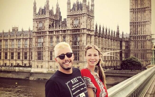 Luana Piovani e Pedro Scooby: a atriz e o marido platinado em Londres