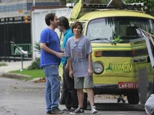 Deborah Secco e Eduardo Moscovis gravam no Rio