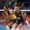 Jaqueline e Fabi comemoram ponto no segundo set, vencido pelo Brasil. Foto: Reuters