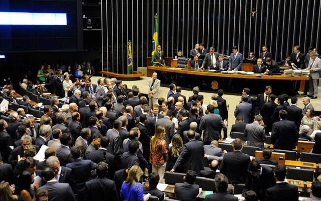 Congresso decide sobre vetos presidenciais e pode votar Orçamento