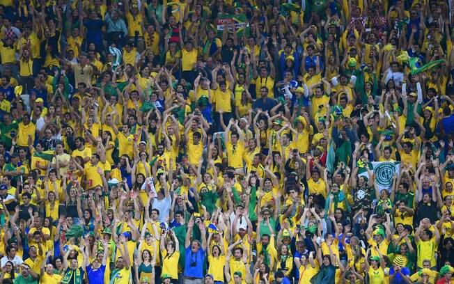 Torcidas do Brasil e México serão investigadas pela FIFA