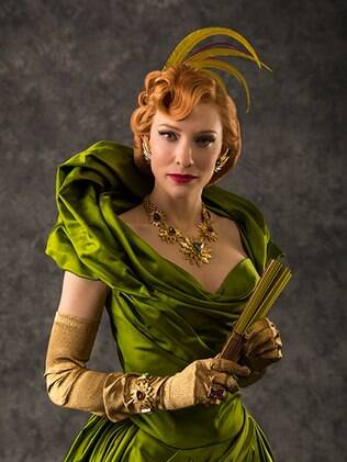 Cate Blanchett e o figurino de Lady Tremaine em 'Cinderela'