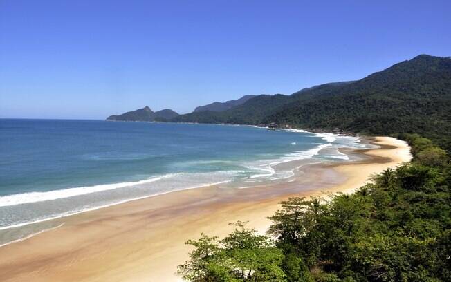 A praia de Lopes Mendes, em Ilha Grande, é considerada uma das mais bonitas do Rio de Janeiro