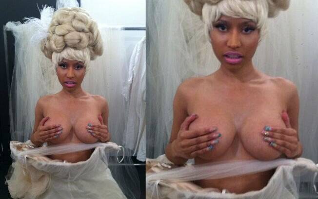 Nicki Minaj exibe os seios em foto divulgada no Twitter